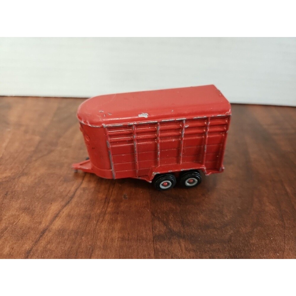 ERTL 1/64 Scale Red Horse Cattle Livestock Trailer Farm Livestock Pre-owned